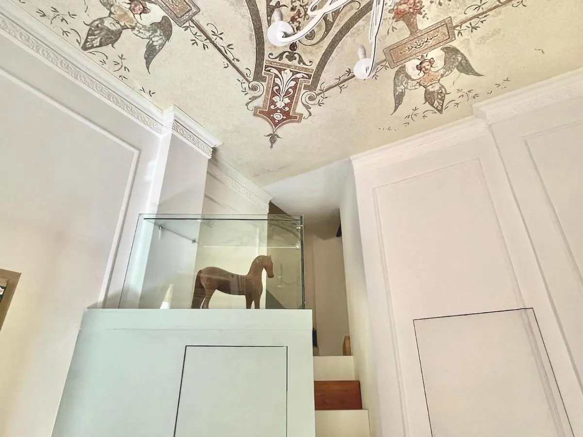 Happy Family Apartments Cairoli Studio Genoa Italy
